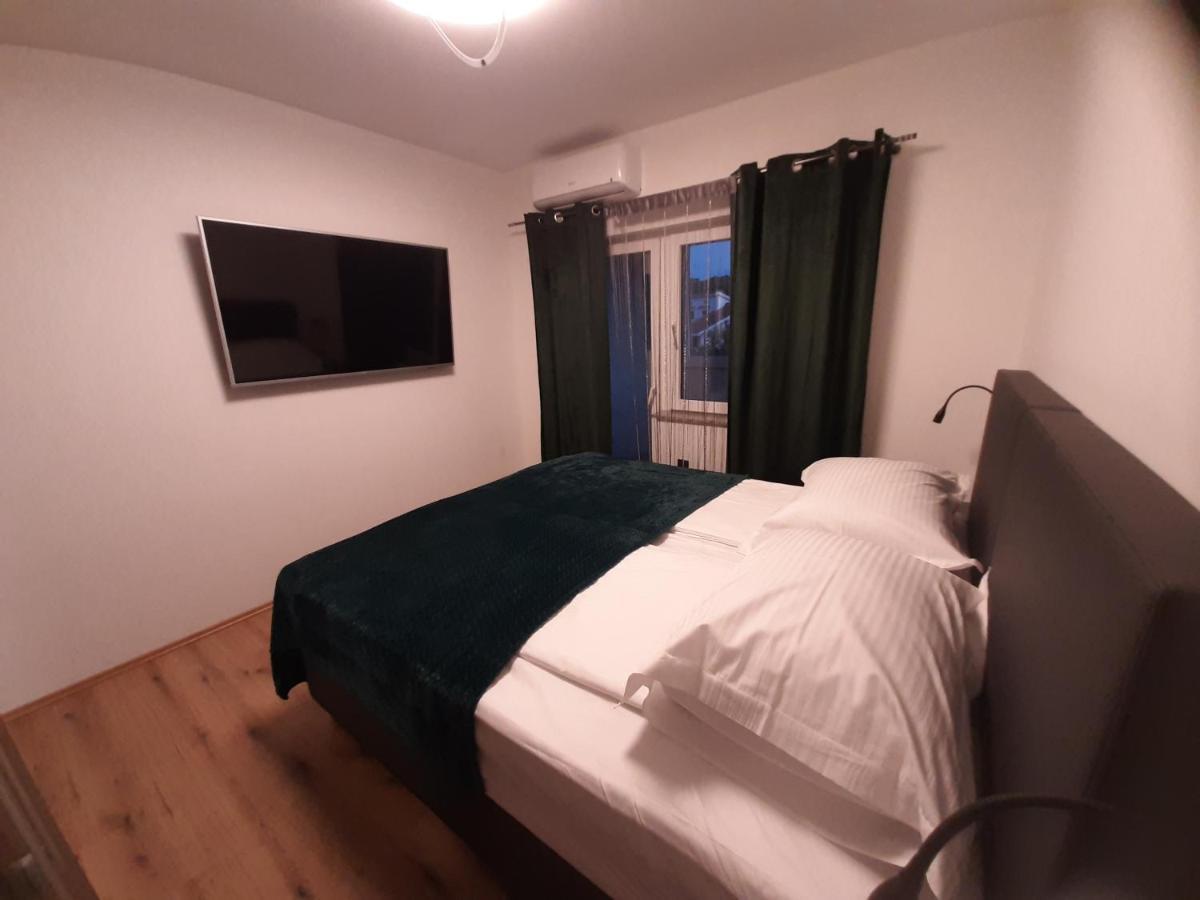 Apartman Mate 洛帕 外观 照片