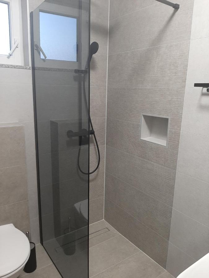 Apartman Mate 洛帕 外观 照片